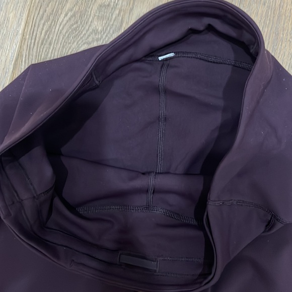 Lululemon Capri workout pants. Burgundy colour - Picture 2 of 5